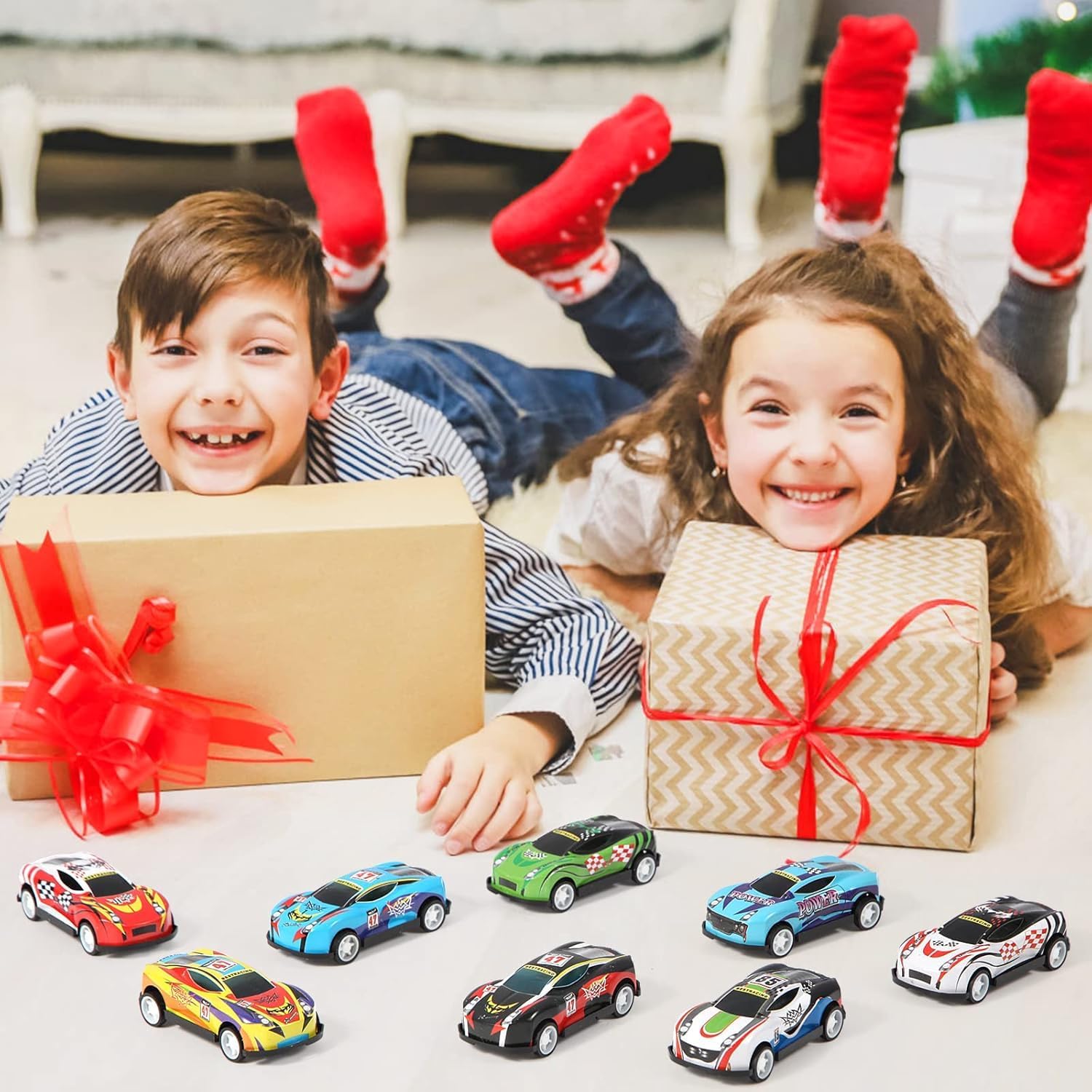 Moonmen 30 Pack Pull Back Cars, Friction Mini Toy Cars Fun Bulk Race Car Set for Kid Ages 3 4 5 6 Years Old, Boys and Girls / AMZ