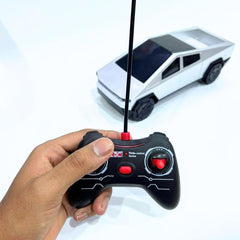 Tesla Cybertruck 2.4GHz Radio-Controlled Truck Custom Controller Working Headlights & Taillights, For Kids Play / AMZ